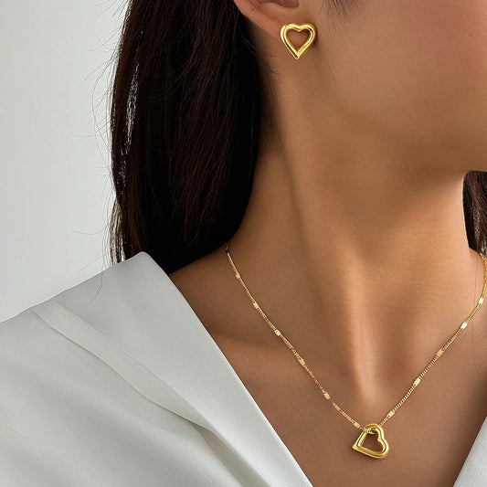 Love Pendant Simple Jewelry Set
