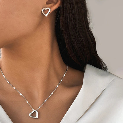 Love Pendant Simple Jewelry Set