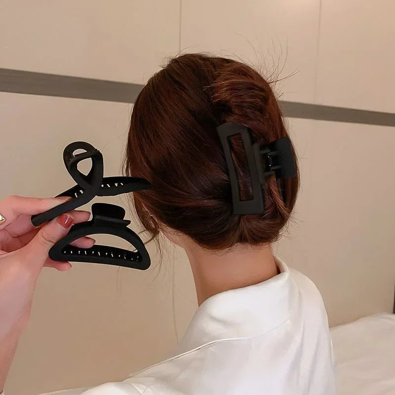 Korean Style Black Large Hair Claws
